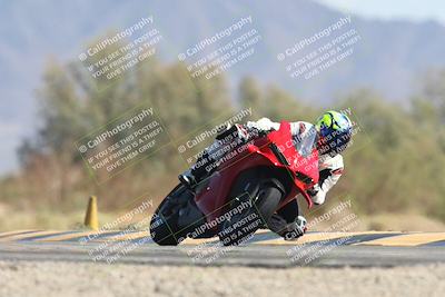 media/Oct-13-2025-Moto Forza (Mon) [[a66d839500]]/2-A Group/Session 4 Turn 7/